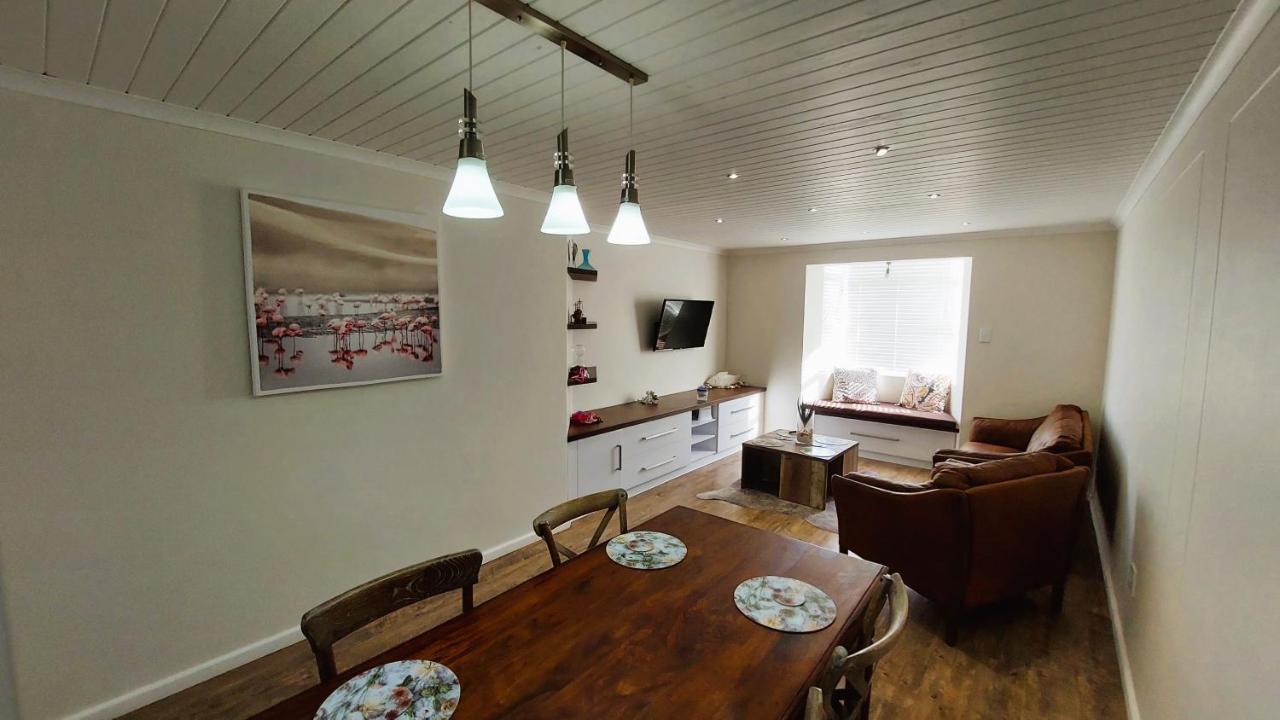 Nautilus 2 Bedroom Self-Catering Apartment سواكوبموند المظهر الخارجي الصورة