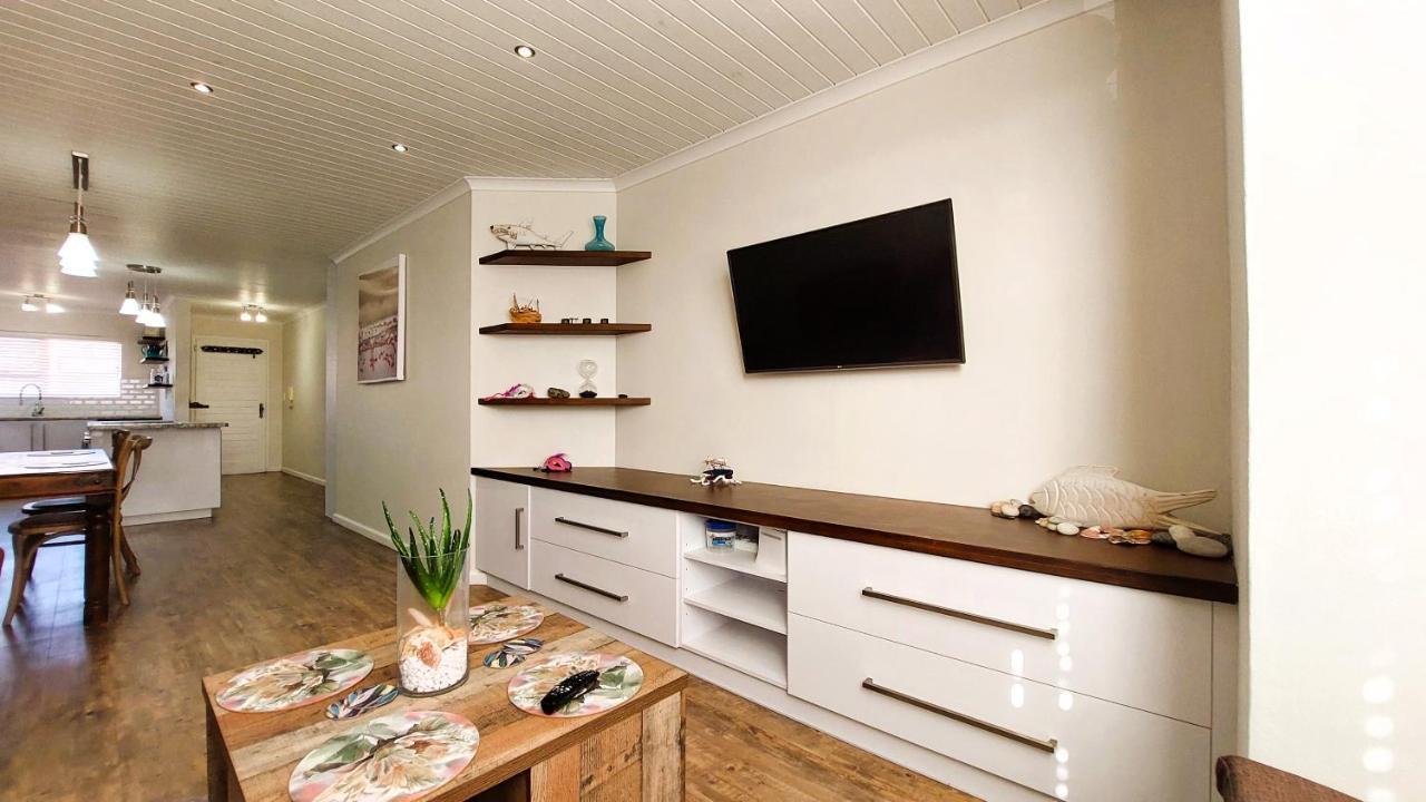 Nautilus 2 Bedroom Self-Catering Apartment سواكوبموند المظهر الخارجي الصورة
