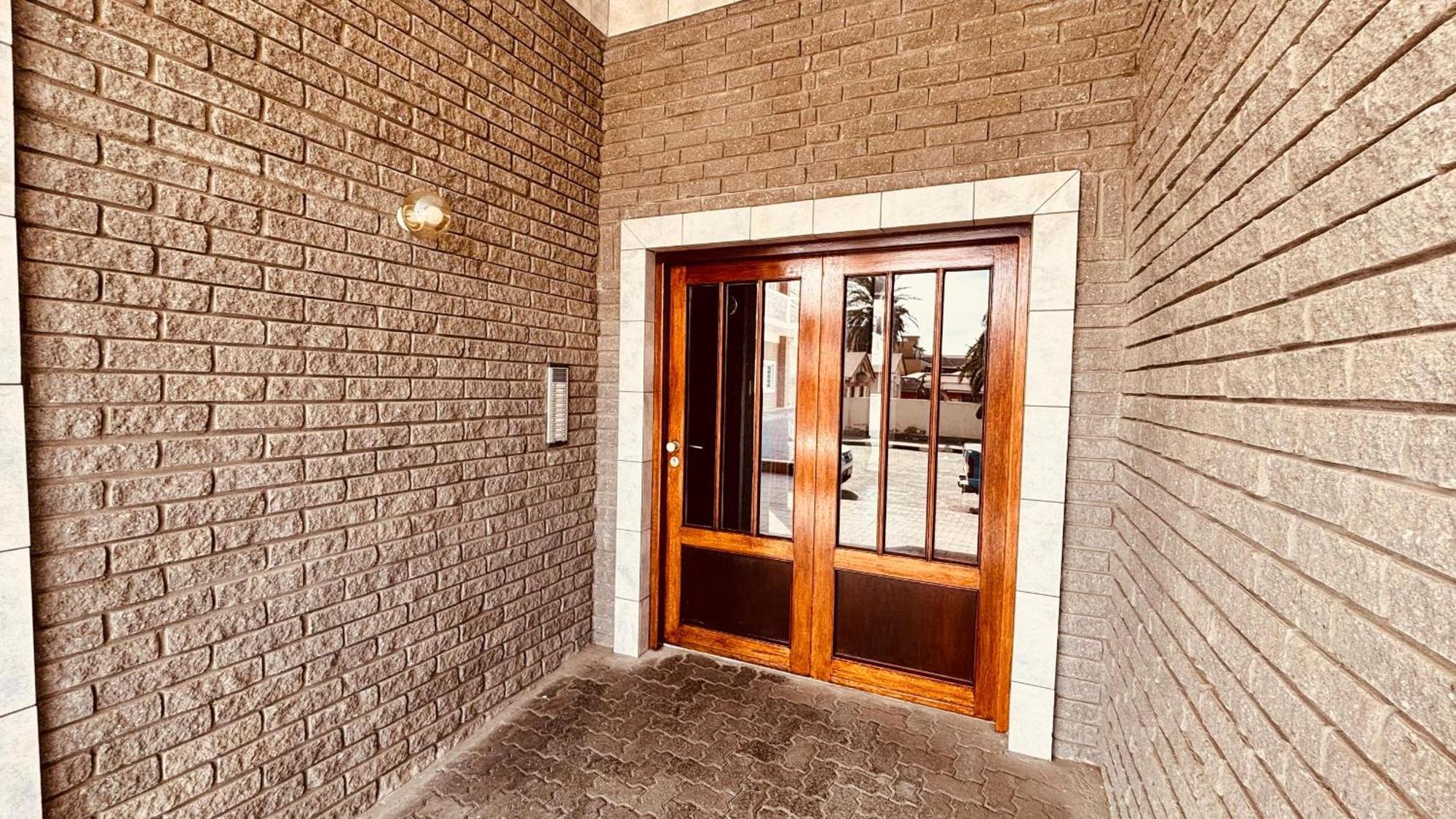 Nautilus 2 Bedroom Self-Catering Apartment سواكوبموند المظهر الخارجي الصورة